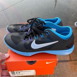 Nike Womens Workout shoes